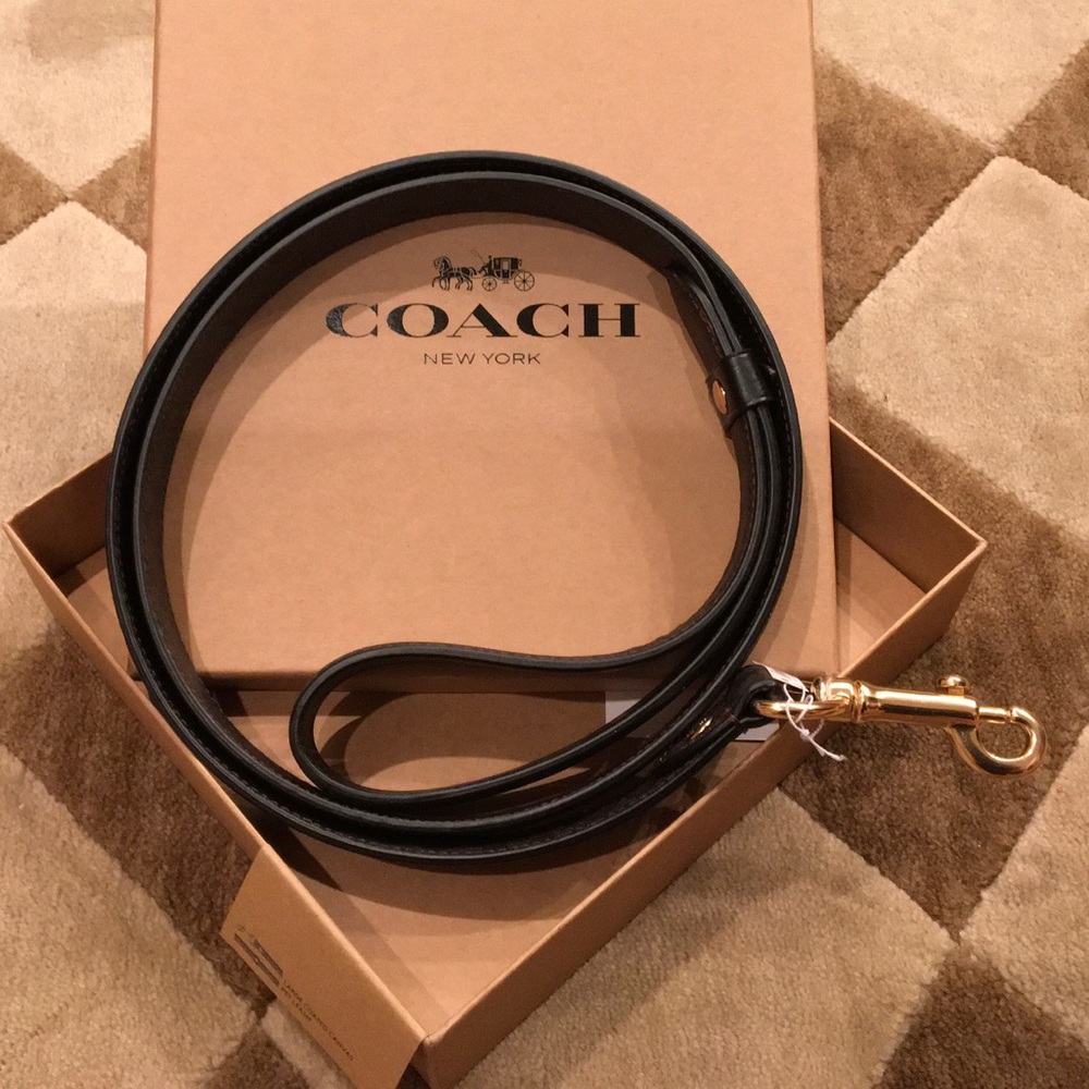 🐶NWT🐶Coach large pet signature leash - Picture 2 of 6